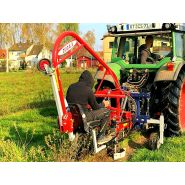 Bineuse pour désherbage de groseilles et asperges