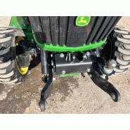 John Deere 2038R avec plateau de coupe et bas de ramassage_7