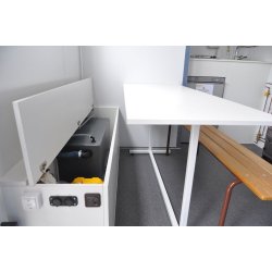 Base vie mobile - 1600/1800 kg - 5/6 personnes