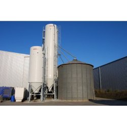 Silo industrie sur pieds droits avec un capteur connecté SiloMetric, capacité jusqu'à 200 m3 - ROUSSEAU