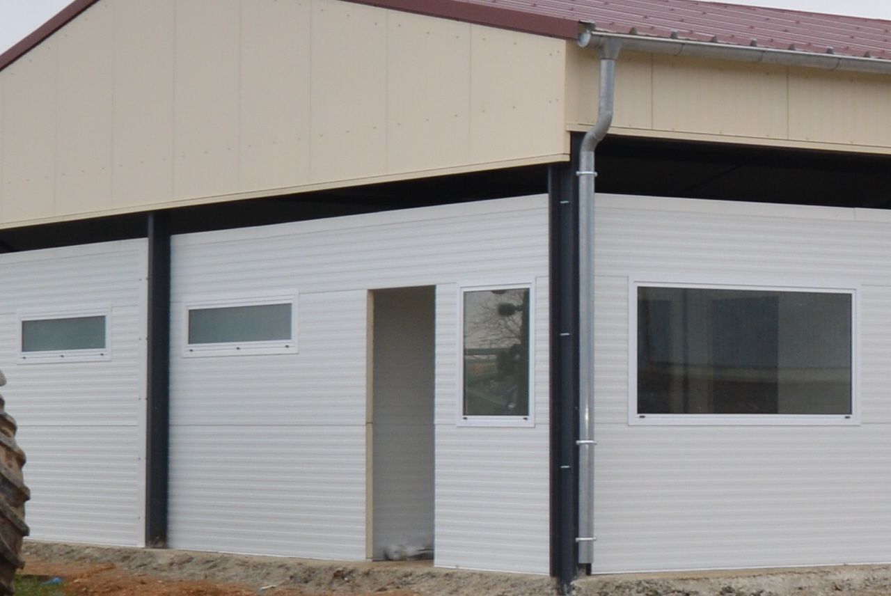 Bâtiment modulaire livré sur palette prêt à assembler