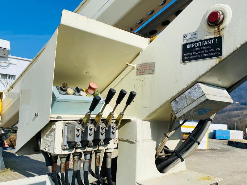 MERCEDES camion nacelle sprinter 208 d 30n (net de tva)_8