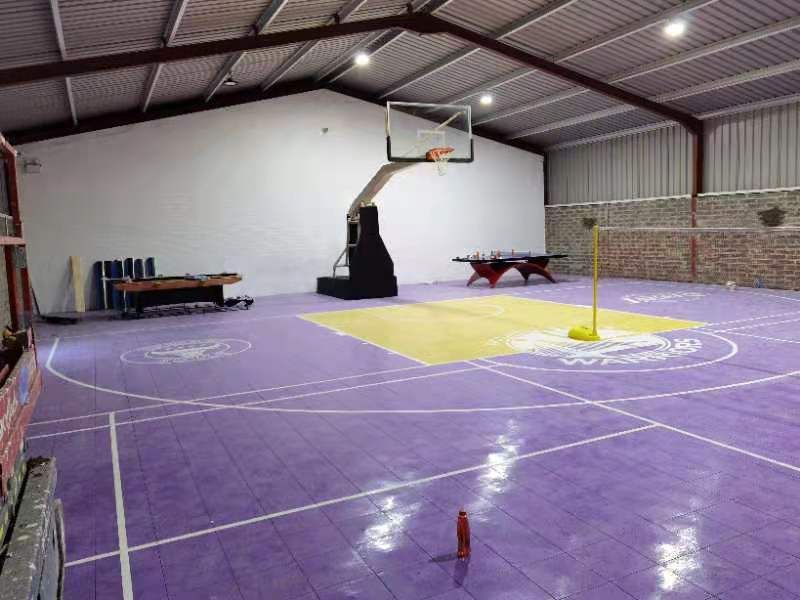 Dalle personnalisable à revêtement lisse pour aires de jeu - Parquet Pro - Imitation parquet intérieur, système renforcé et réduction phonique_8