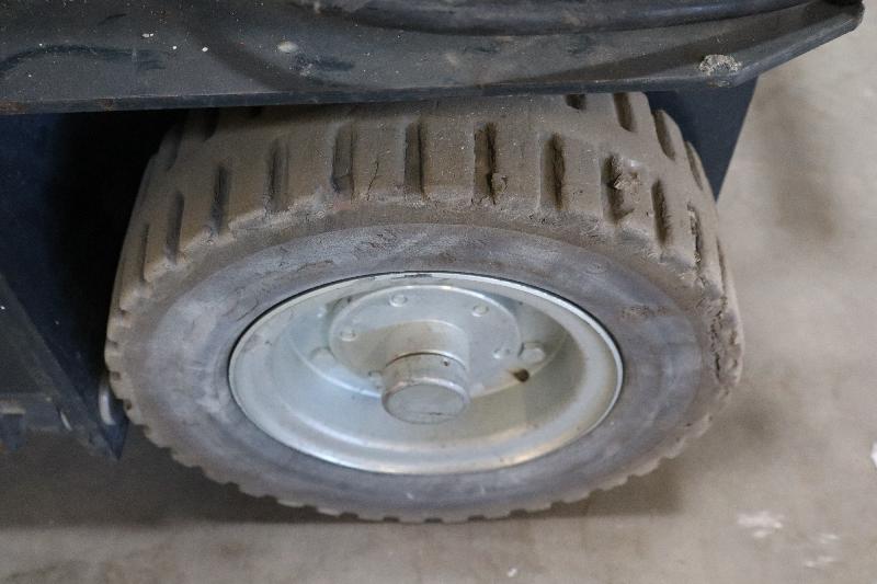 Nacelle verticale BRAVIISOL lui mini hd - new batteries occasion_8