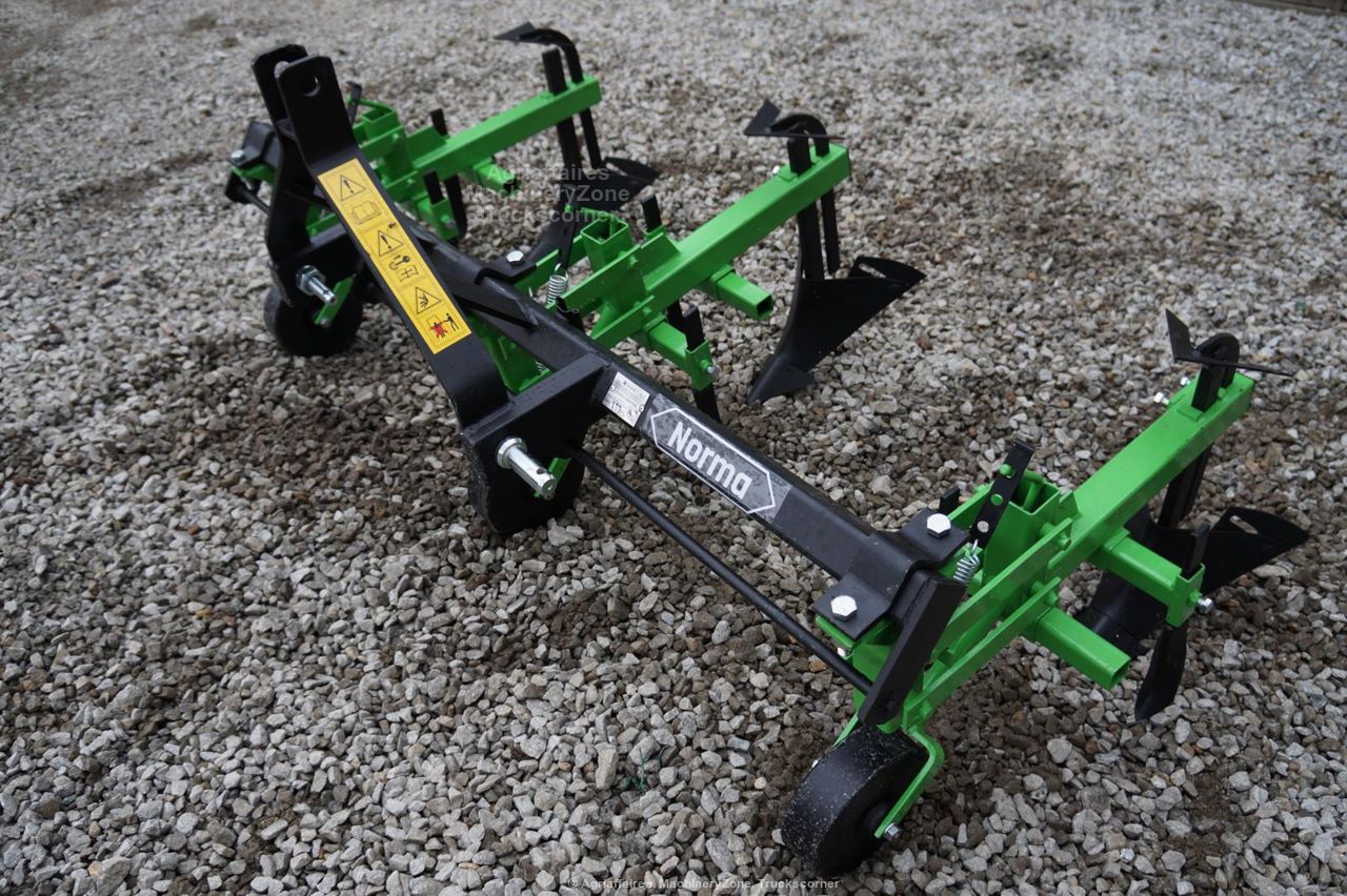 Bineuse butteuse 3 rangs multifonction pour tous travaux sur les cultures - Bomet HAU BOM 3 R_8