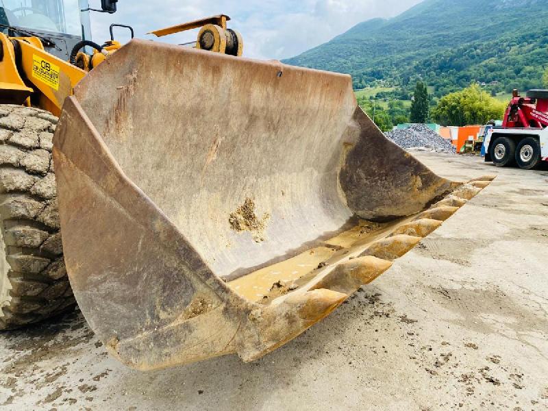 HYUNDAI Chargeuse articulé HL770-7A 23T_8