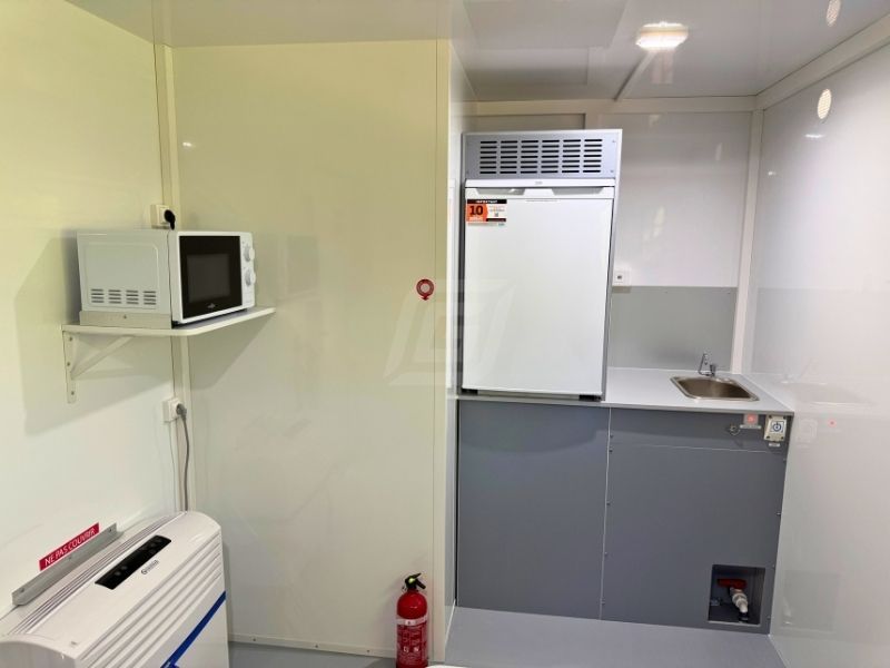 Base-vie de chantier - Remorque TIMKOLOC 100% solaire 6 à 8 personnes avec 3 espaces réglementaires_8