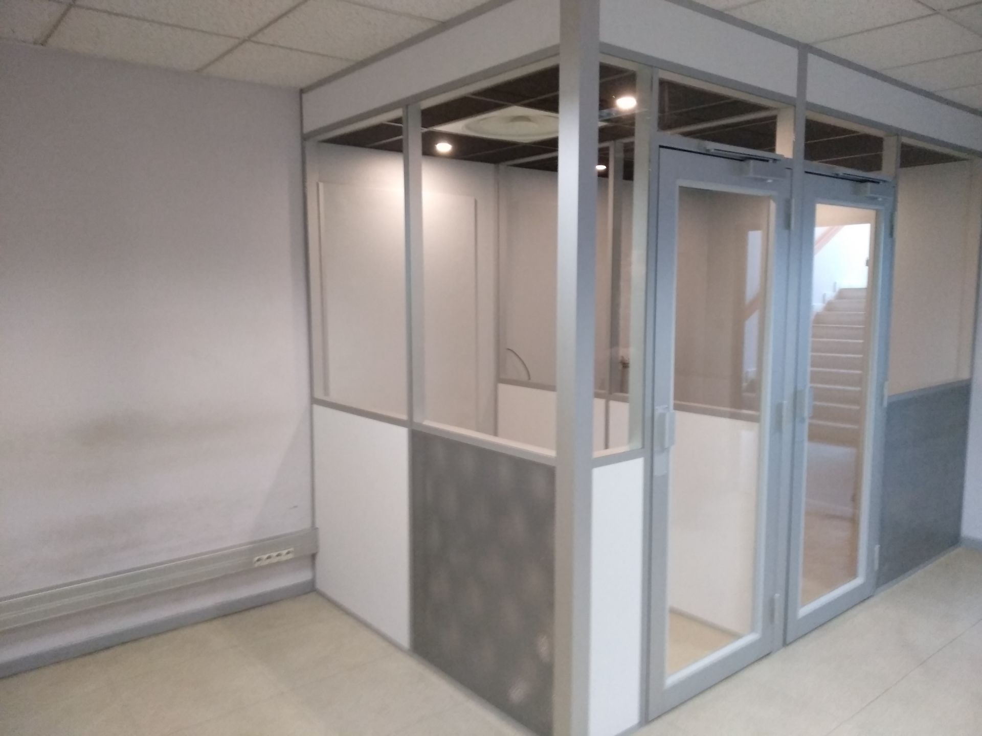 Espace fumeurs SmokeLand - fumoir sur mesure, design et efficacité_0