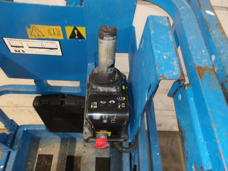 Nacelle ciseaux GENIE gs2032 occasion_8