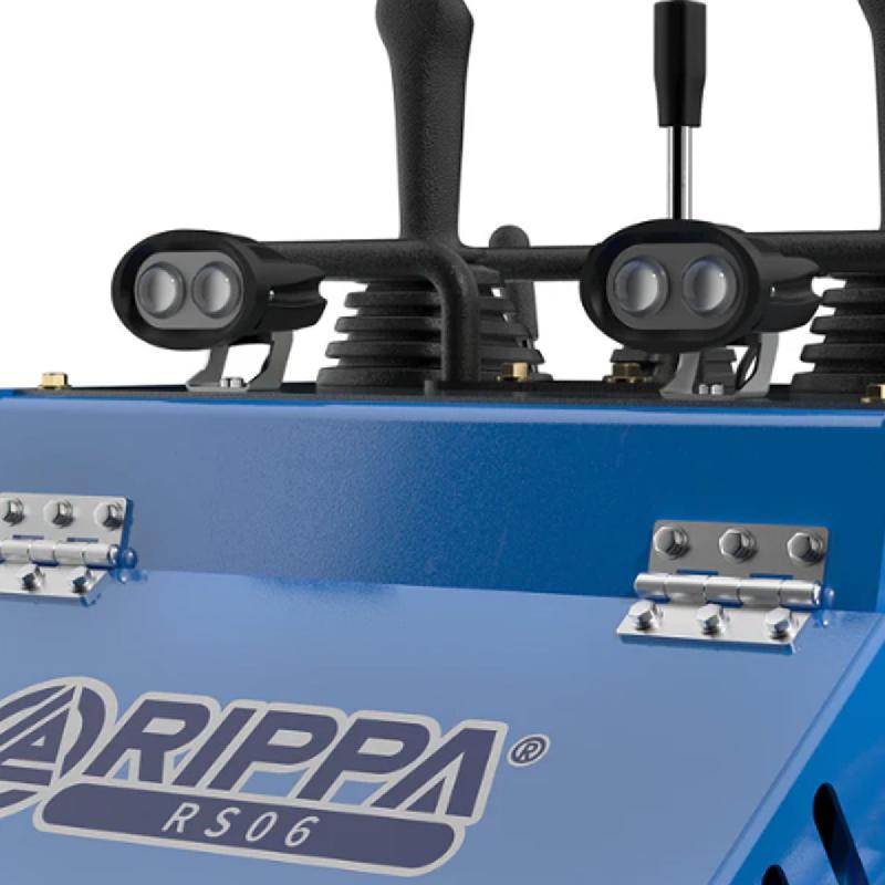 Chargeur compact sur chenilles RIPPA RS06 neuf - Moteur Kubota D1105 Diesel_8