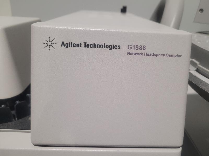 Chromatographe en Phase Gazeuse Agilent HP 6890 (G1530A) FID + échantillonneur Headspace G1888 + contrôleur G1512A + autosampler G1513A_8