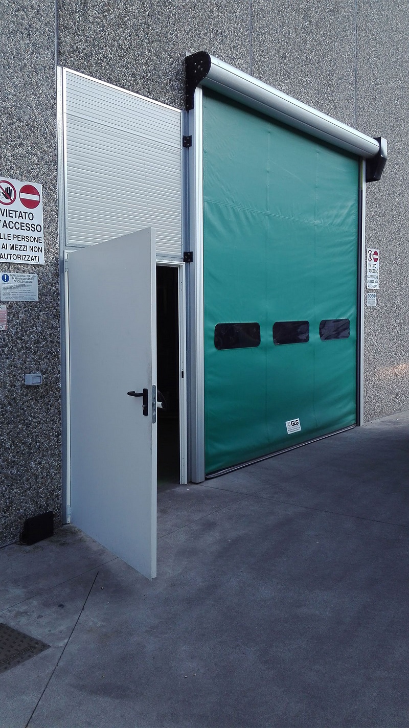 Porte rapide industrielle modulaire et esthétique - ZipGO Alumina - structure en aluminium extrudé pour installation facile_8