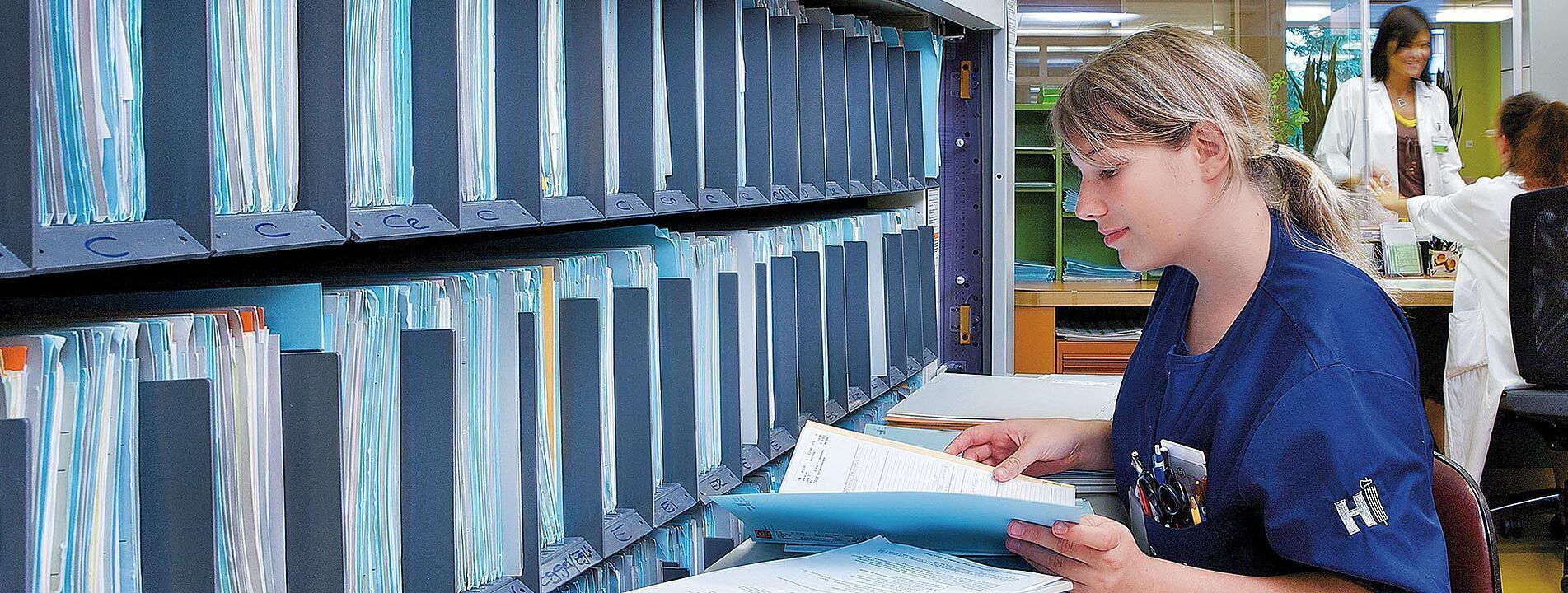 CLASSEUR ROTOMAT® Hanel, armoire automatisée rotative pour l'administration et la gestion des dossiers_8