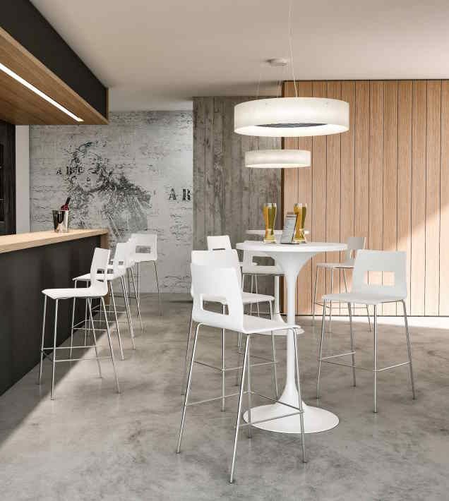 Chaise empilable polypro Celsius - coque en multiplis de hêtre, options de rembourrage et piètement chromé_8