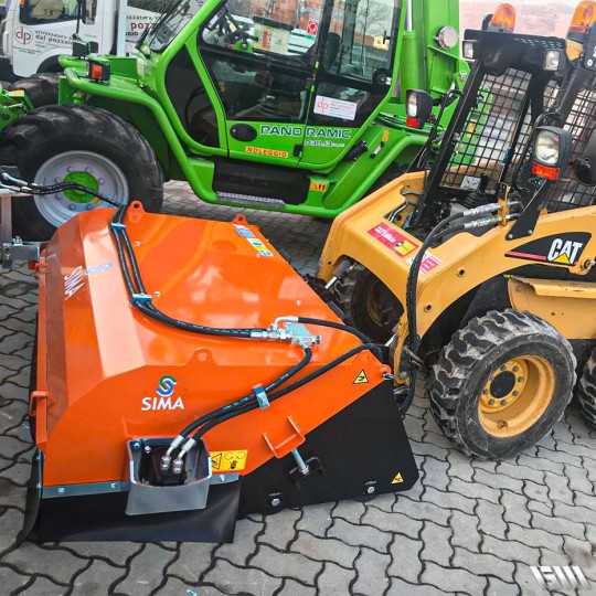 Balayeuse hydraulique Série SPZI - Usage intensif - Compatible mini-chargeuse, chargeuse, télescopique et tractopelle - Marque SIMA_8