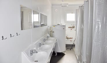 Conteneur sanitaire de douche 10', hygiénique et propre - Containex_8