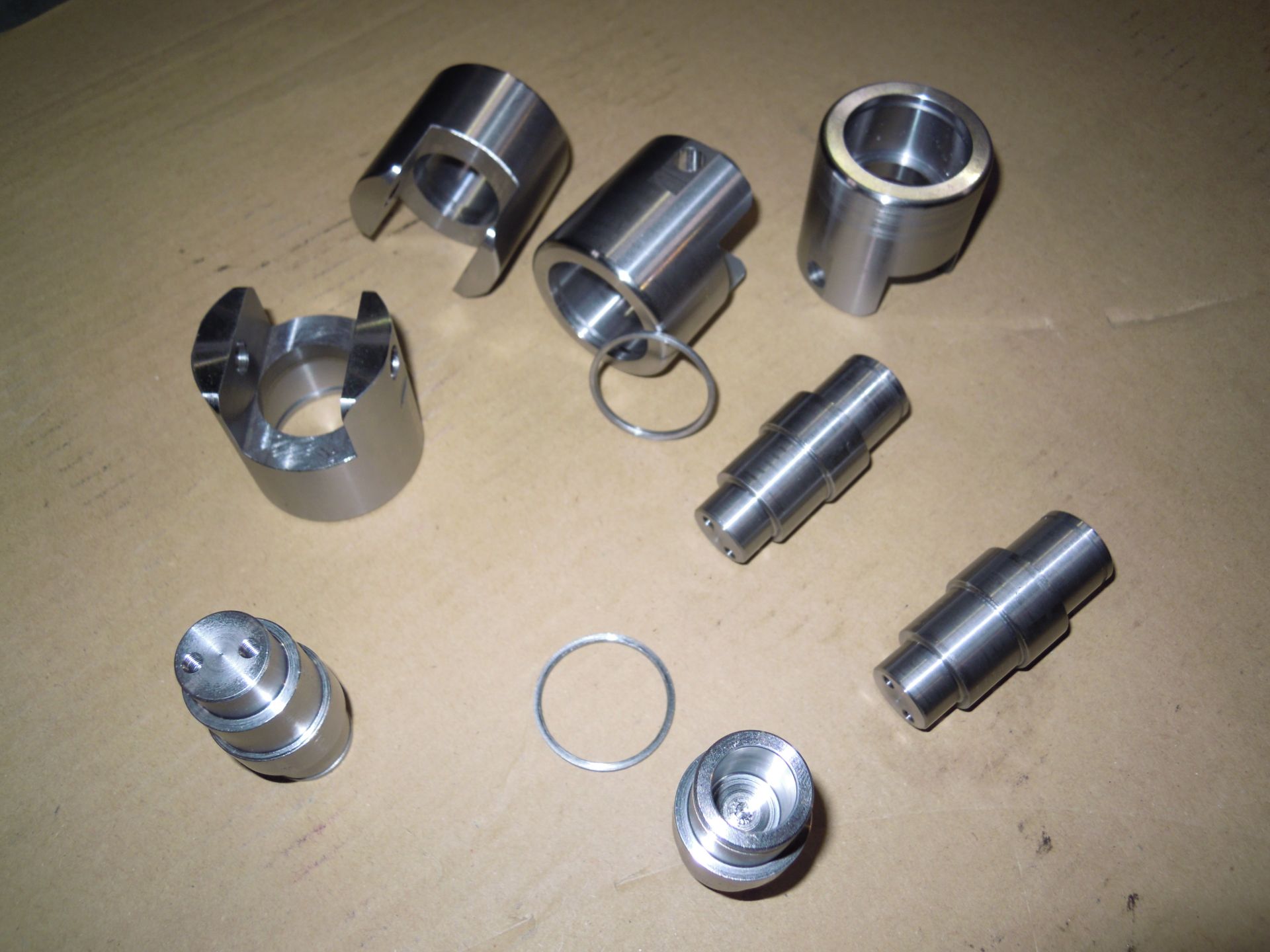 Création de pièces sur mesure en bronze via tournage CNC