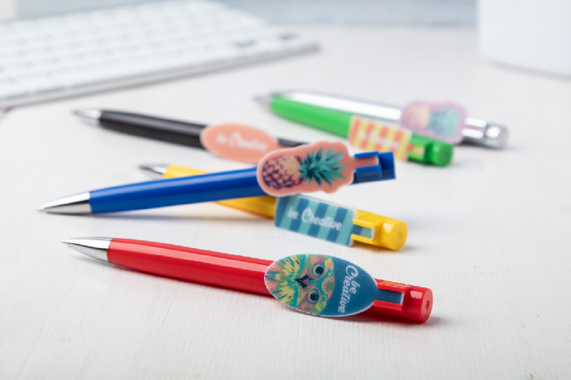 Stylo à bille en plastique - clip sur mesure - encre bleue - marquage UV LED - couleur jaune_8