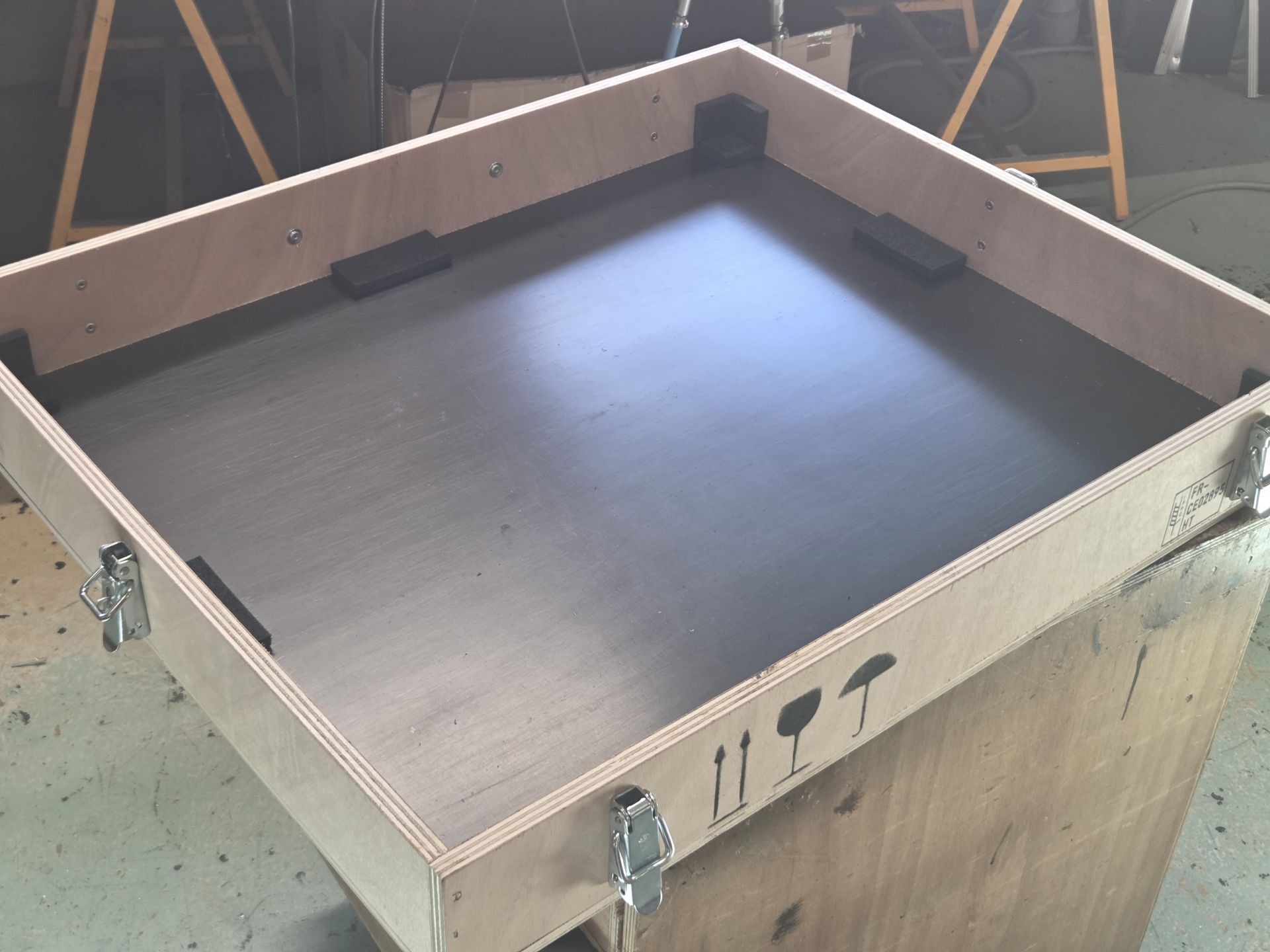 Caisse en bois réutilisable sur mesure, type Navette_8