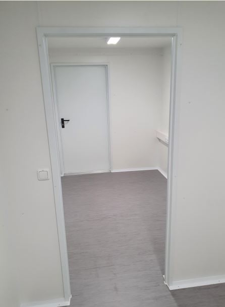 Bureau préfabriqué modulaire 20' - Europbox - entièrement isolé avec dimensions spécifiques et options personnalisables_8