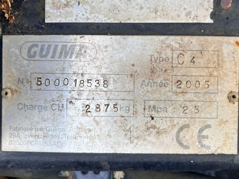 Mitsubishi Fuso Camion ampliroll 6,5T_8