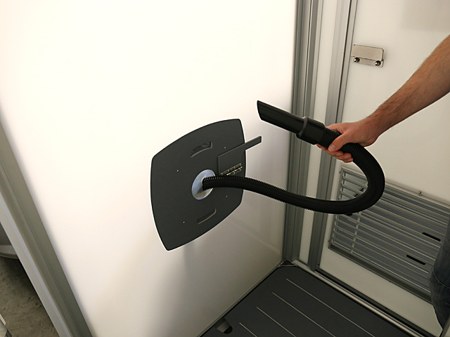 Sas AirWay Elite 80 Mark II avec toits transparents pour luminosité