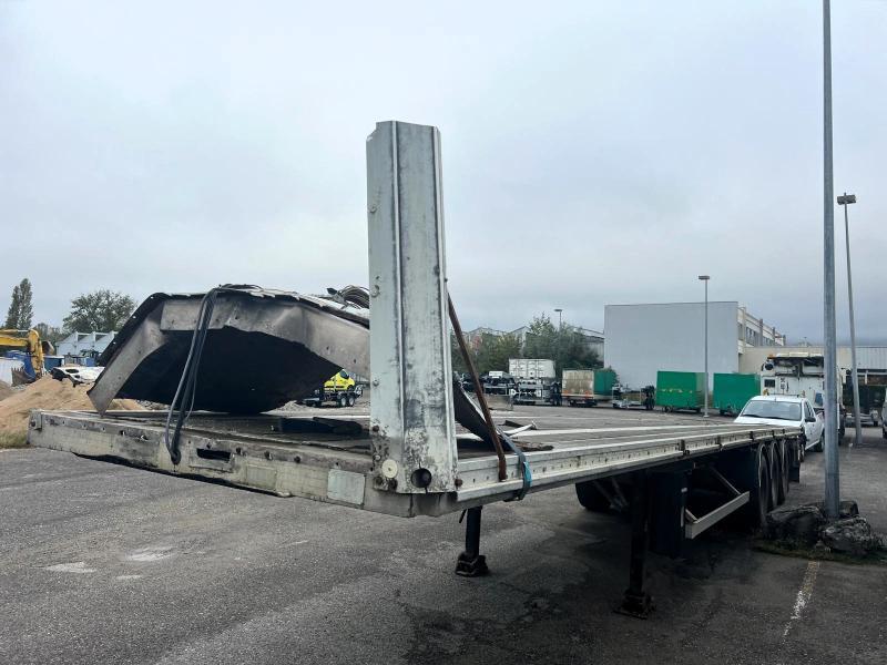 FRUEHAUF plateau 3 essieux_8