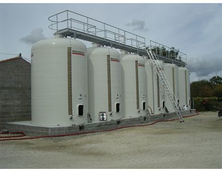 Cuve vinicole fibre à fond plat_9