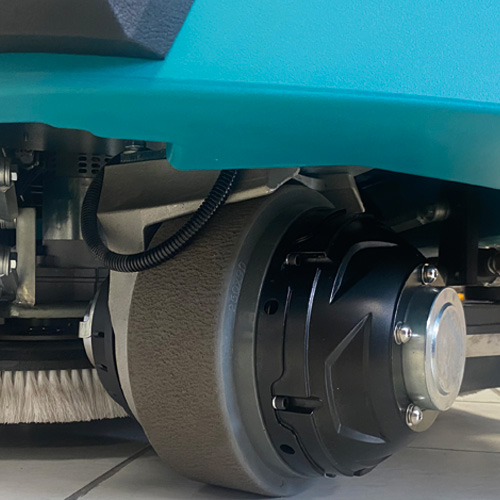 Autolaveuse autoportée T130/85RX - silencieuse, productive, économique avec système Water Gun et grande autonomie_8