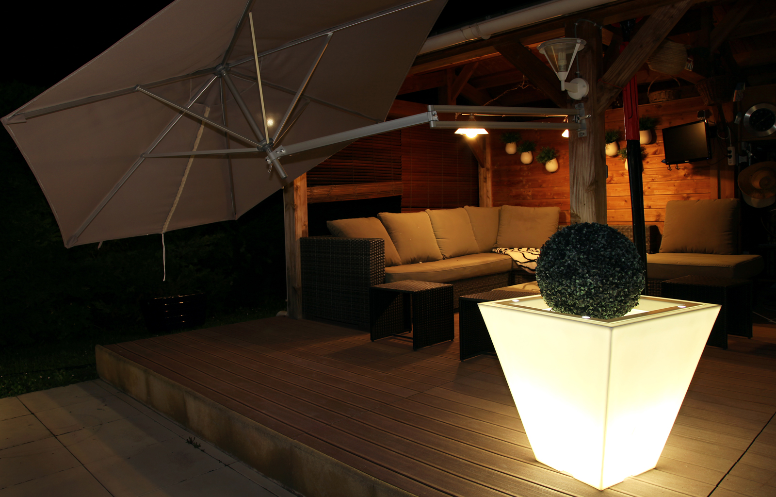 Pot de fleur Square Colors® - bichromie, ultra-léger et résistant - modèle GC300_8