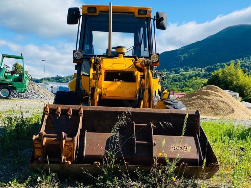 JCB 2CX tractopelle avec capacité de terrassement
