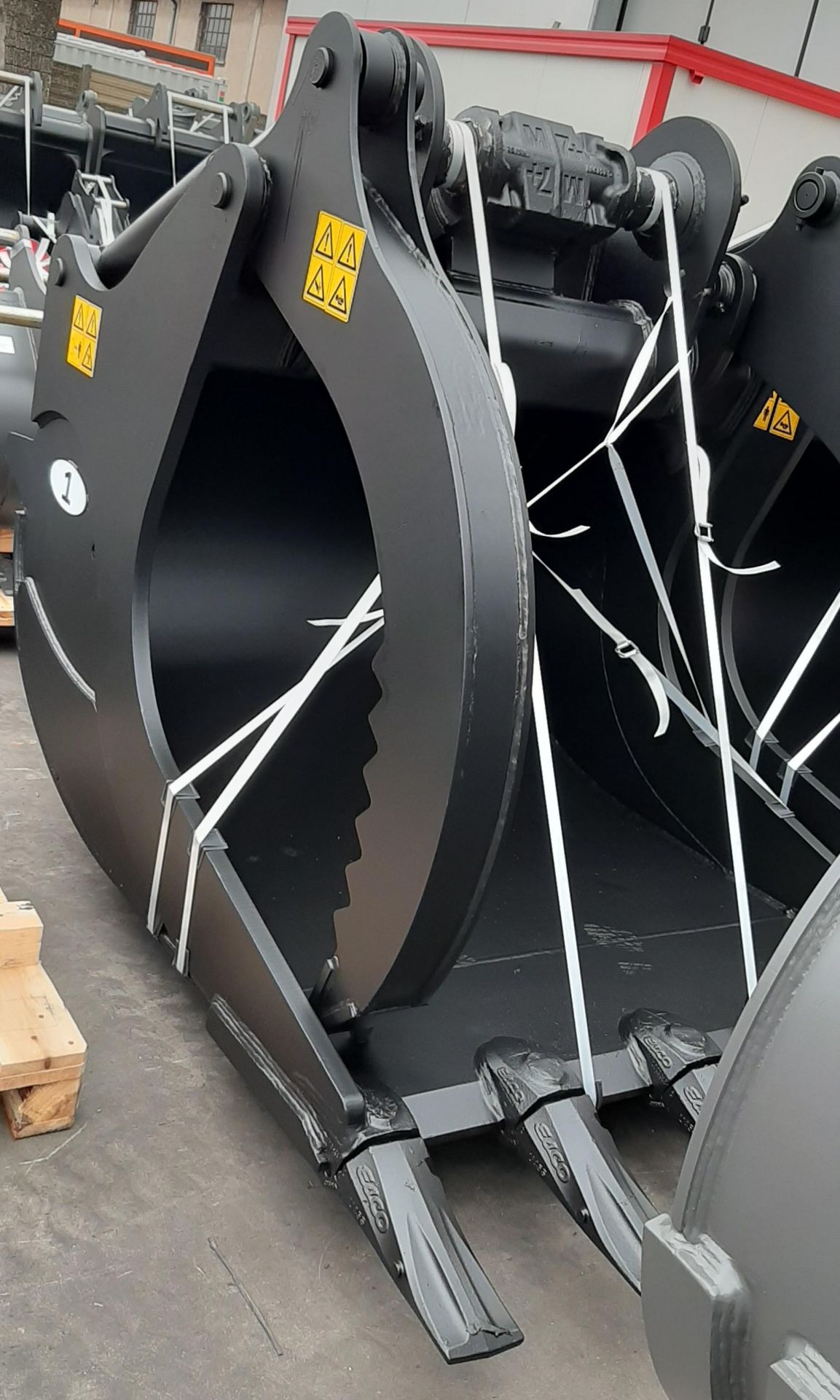 Godet grappin griffe renforce 6 - 45 tonnes_8