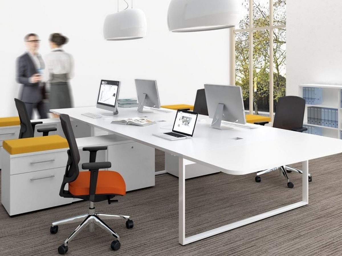 Bureau bench opératif individuel et double OGI Q - Design contemporain pour open-space_8