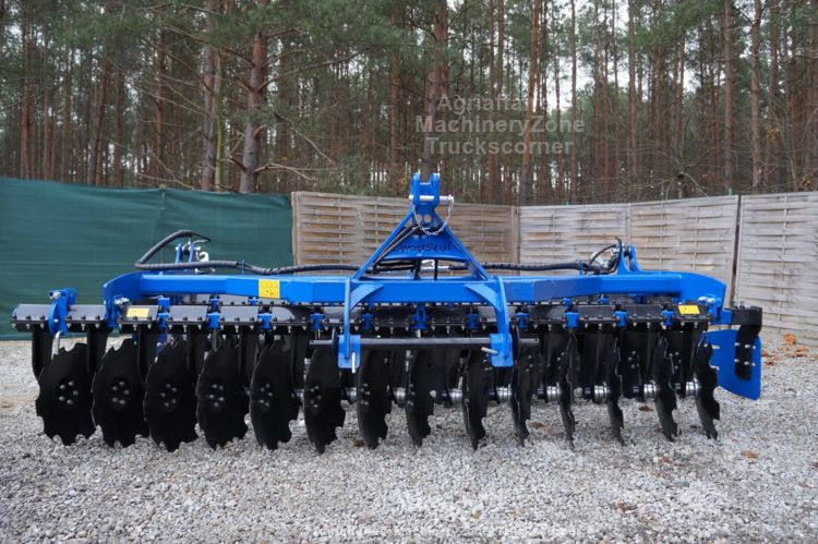 Déchaumeur à disques porté 3,5 m - LANDSTAL LST BT 350 - 28 disques - rouleaux V-ring et réglage hydraulique_8