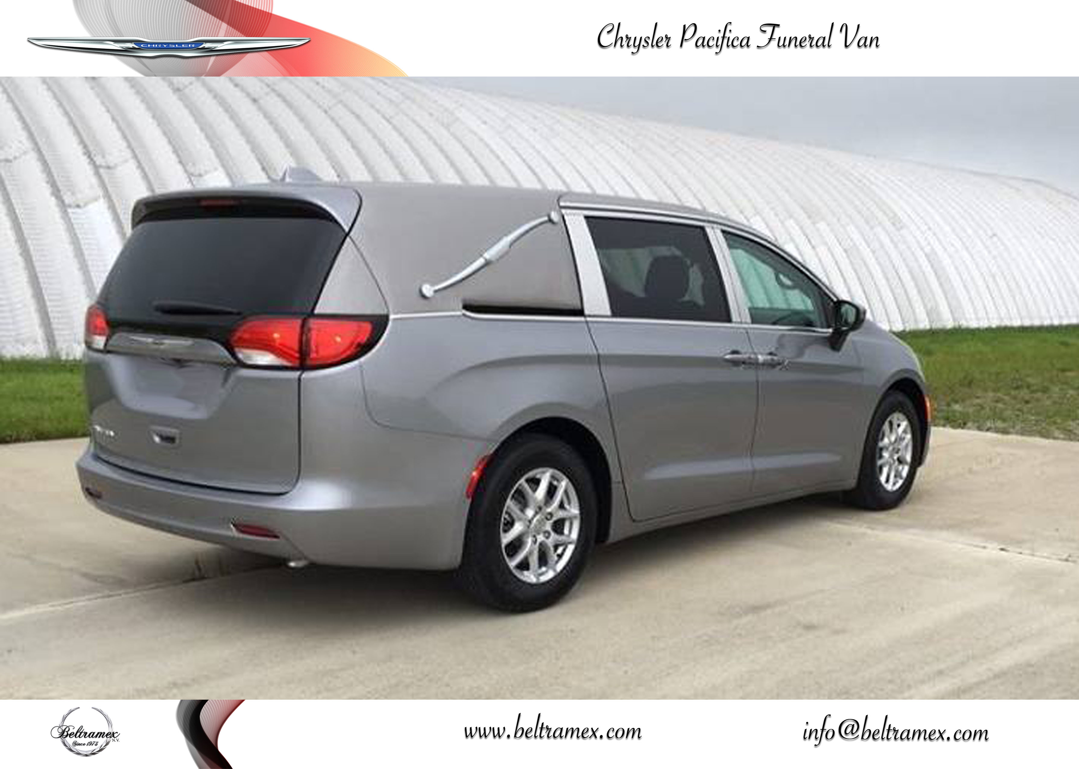 Voiture funéraire Chrysler Pacifica pour usage polyvalent