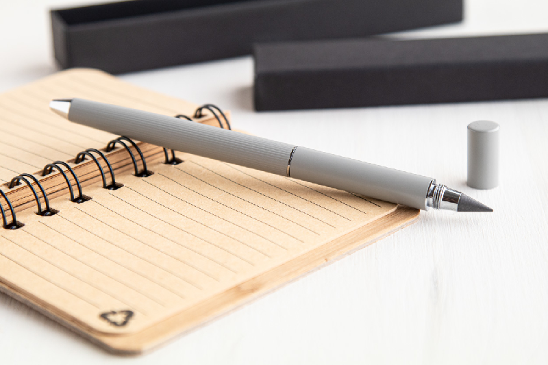 Stylo sans encre - Stylo à bille twist 2 en 1 en métal avec boîte cadeau noire_8