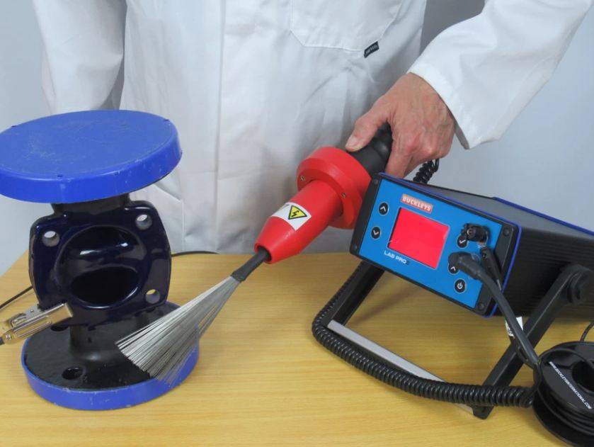 Détecteur de porosité alimenté par secteur - Lab Pro2 avec accessoires et électrodes_8