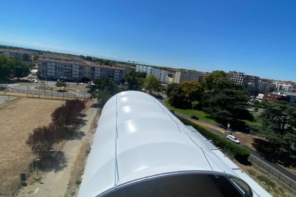 Couverture de terrain pétanque et multisport sur mesure - Matériaux haute qualité - Normandie Structures_8