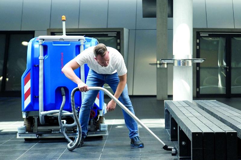 ARA 100 BM 200 Autolaveuse Columbus_8