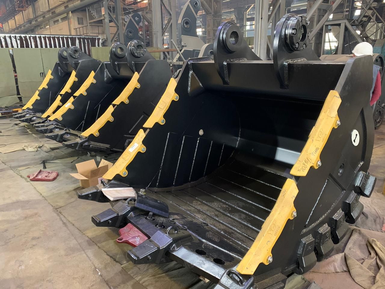 Godet carrière pour pelle jusqu'à 120 tonnes_8