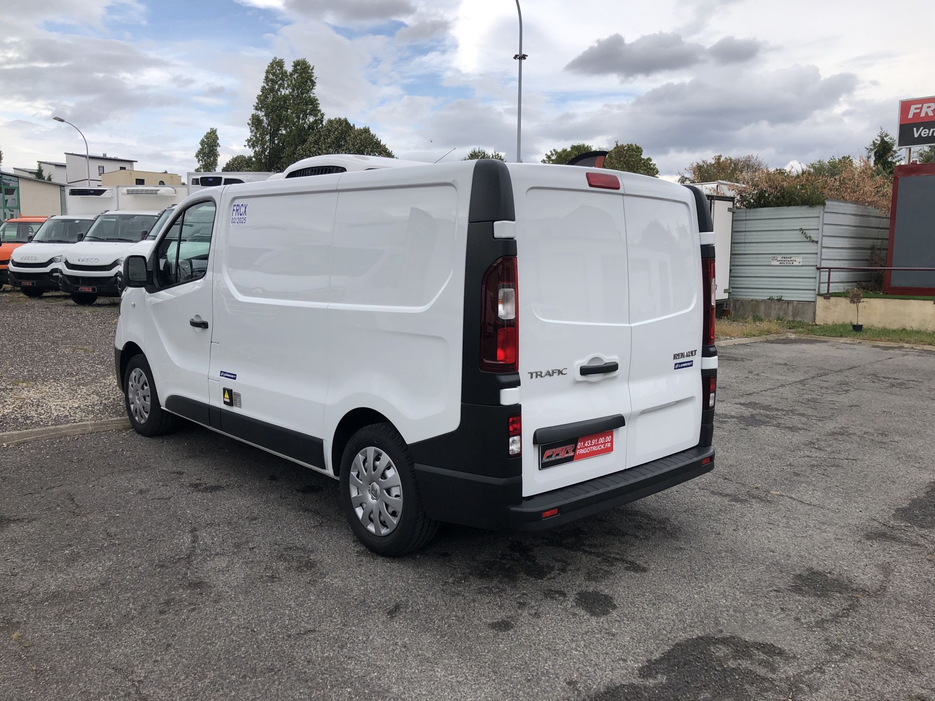 Renault trafic l1 h1 1200 kg 1.6 dci 120 cv e6 confort + climatisation + frigori_8
