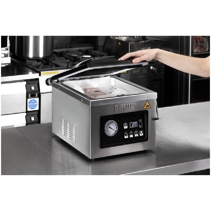 Machine de mise sous vide avec chambre et pompe à huile 9L - Buffalo - HT497_8