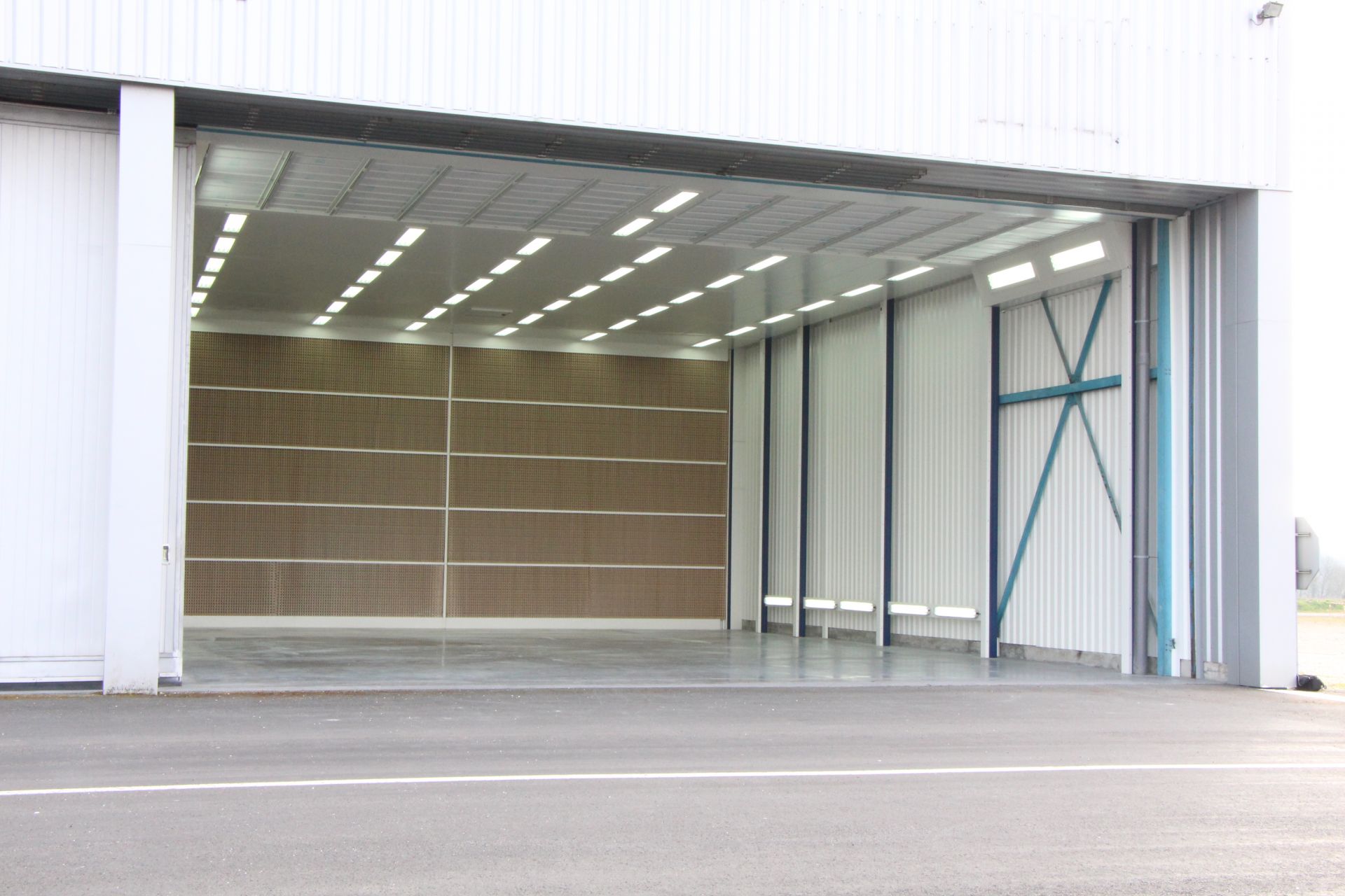 Cabine de peinture conforme à la directive sur les COV