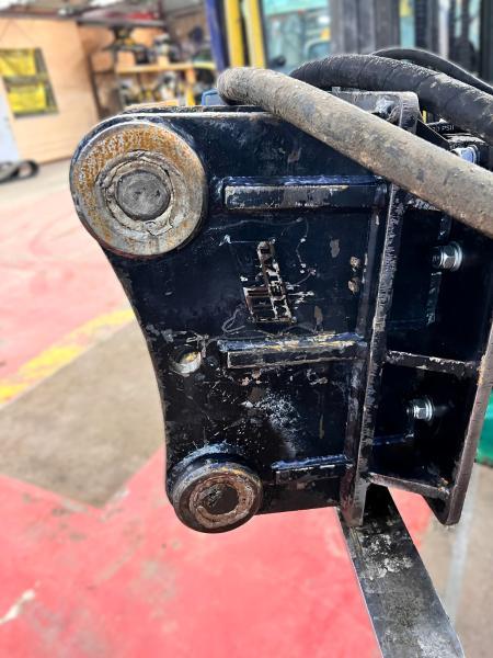 MONTABERT M900 BRH Marteau hydraulique pour 15-25T_8