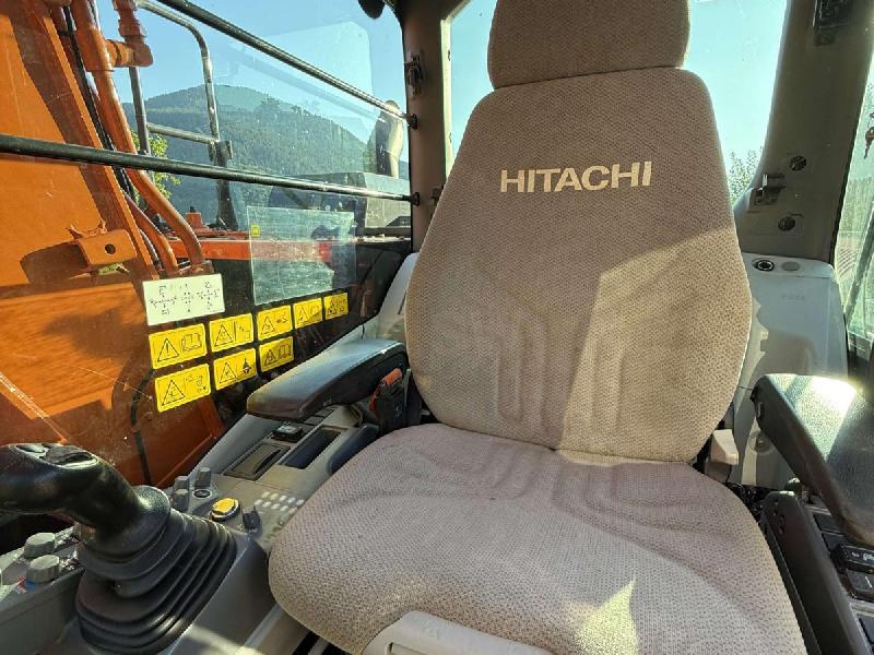 Hitachi ZX130LCN-6 Pelle sur chenilles 14T_8