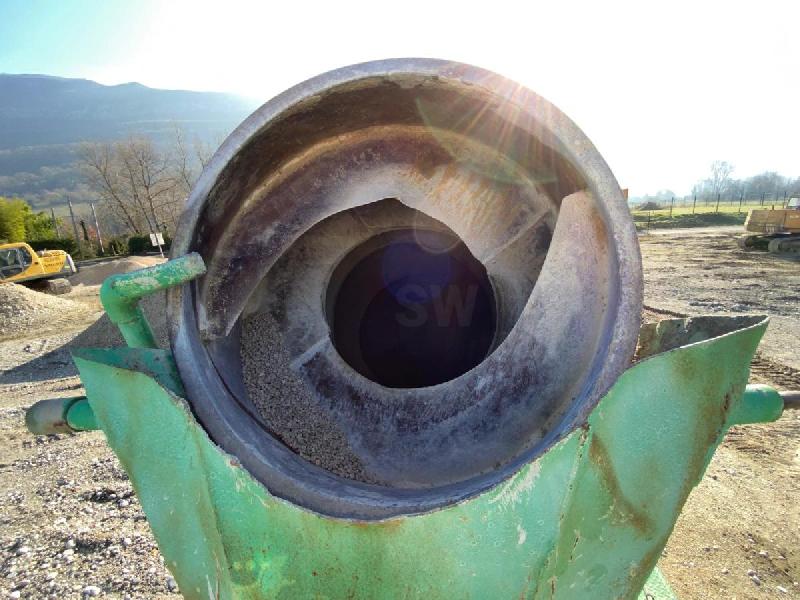 MERLO Auto bétonnière DBM 2500_8