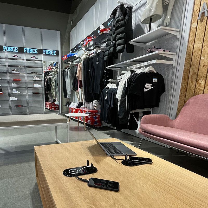 Chargeur de table Fast Charge connecté - Appareils électroniques FastHub - Induction sans fil et télémaintenance_8