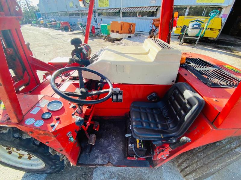 MANITOU MC20P Chariot élévateur tout terrain_8