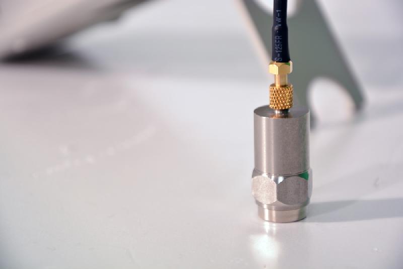 FI29VB - Analyseur de vibrations industriel avec sonde déportée aimantée – Marque FI_8