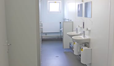 Conteneur sanitaire WC 10' - Hygiéniques, propres et fiables - Différentes tailles et équipements - Containex_8